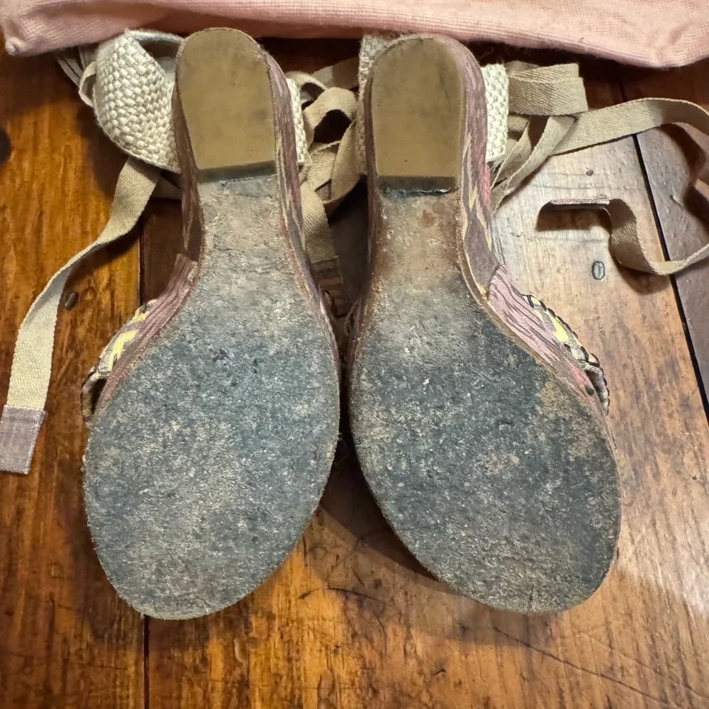 Stuart Weitzman + Theodora Callum Espadrilles Aztec Print Wedge Sz 7 - Picture 5 of 8